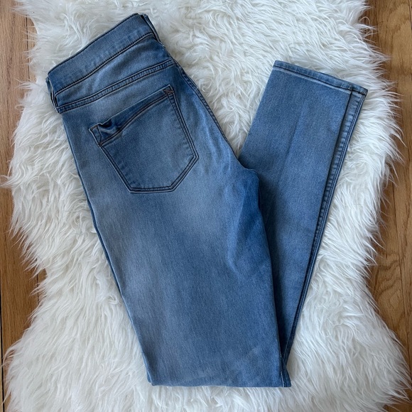 Express Blue Jeans US Size 6 long - Picture 5 of 12